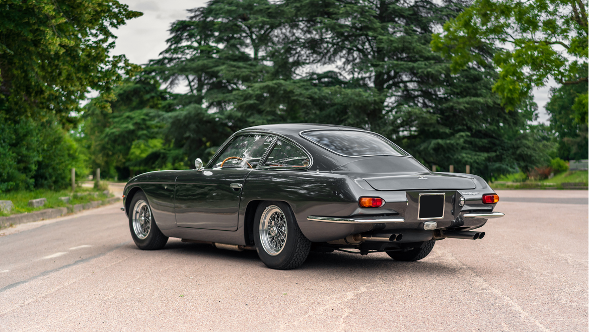 Lamborghini 400 GT 2+2